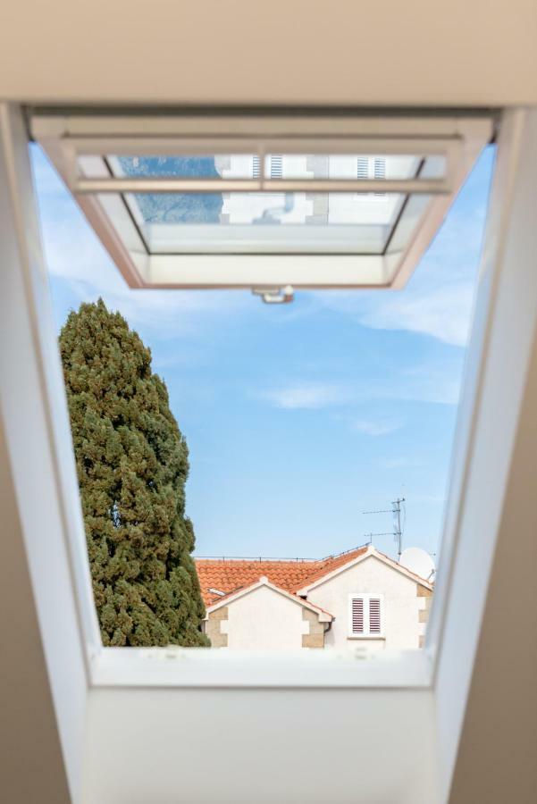 Holiday Home Rocca Supetar Extérieur photo